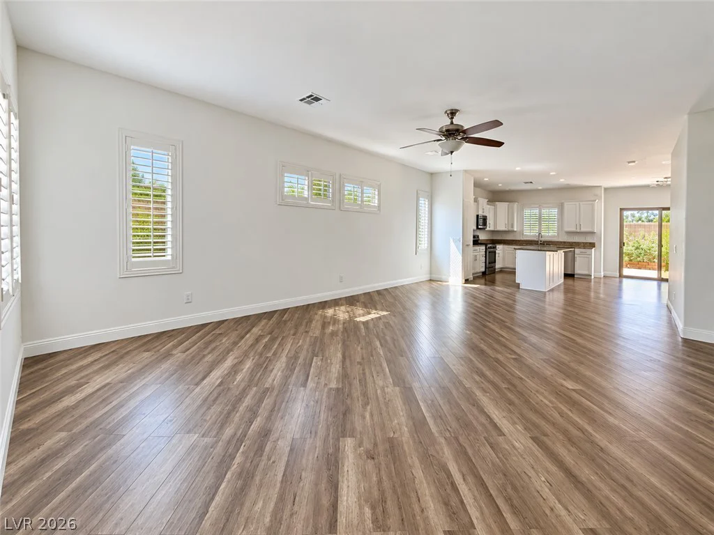 3979 Spanish Barb, Las Vegas, NV 89122