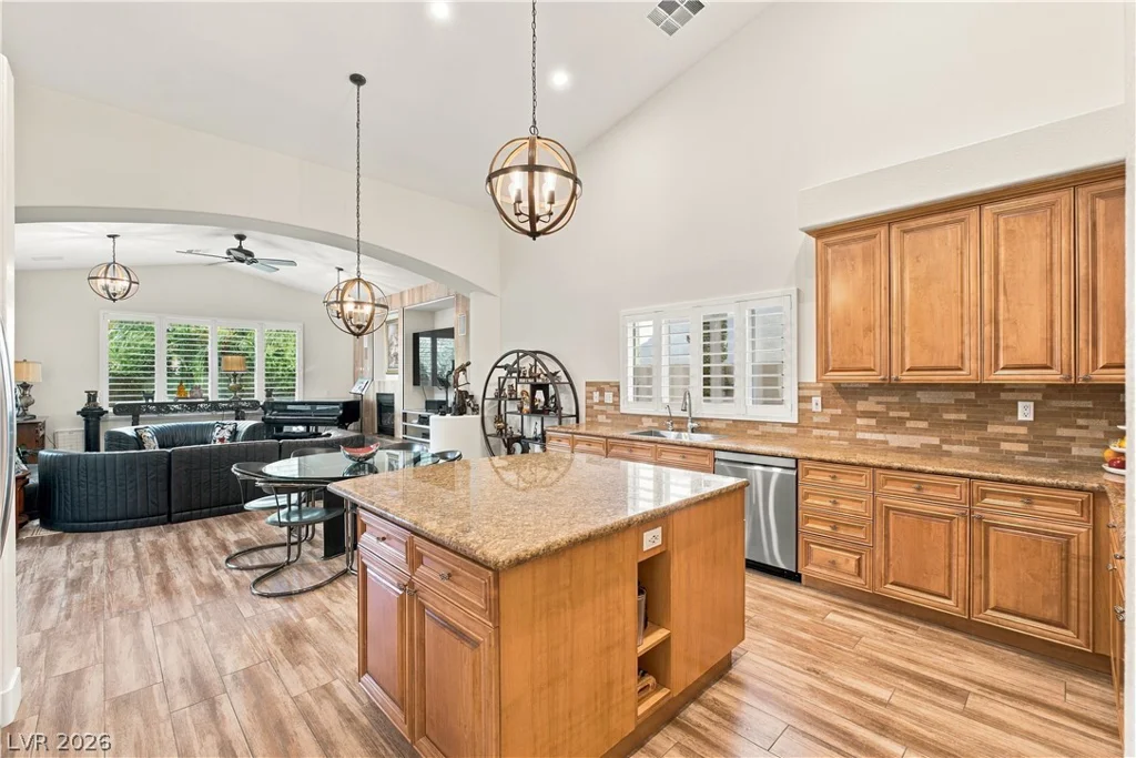 5434 Pendini Point, Las Vegas, NV 89141