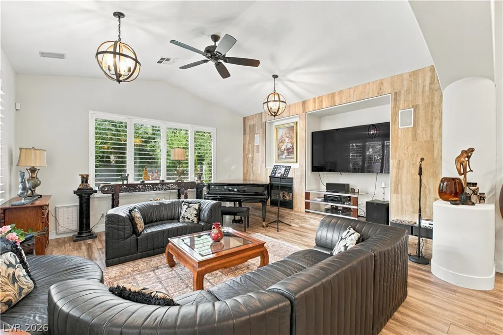 5434 Pendini Point, Las Vegas, NV 89141