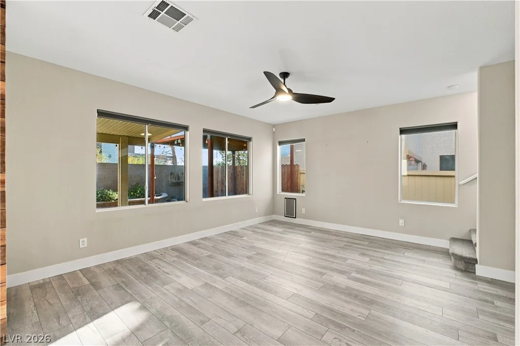 1421 Winters Run, Las Vegas, NV 89183