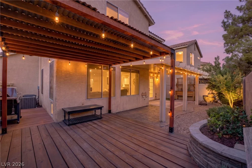 1421 Winters Run, Las Vegas, NV 89183