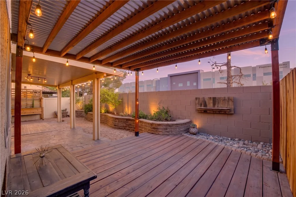 1421 Winters Run, Las Vegas, NV 89183