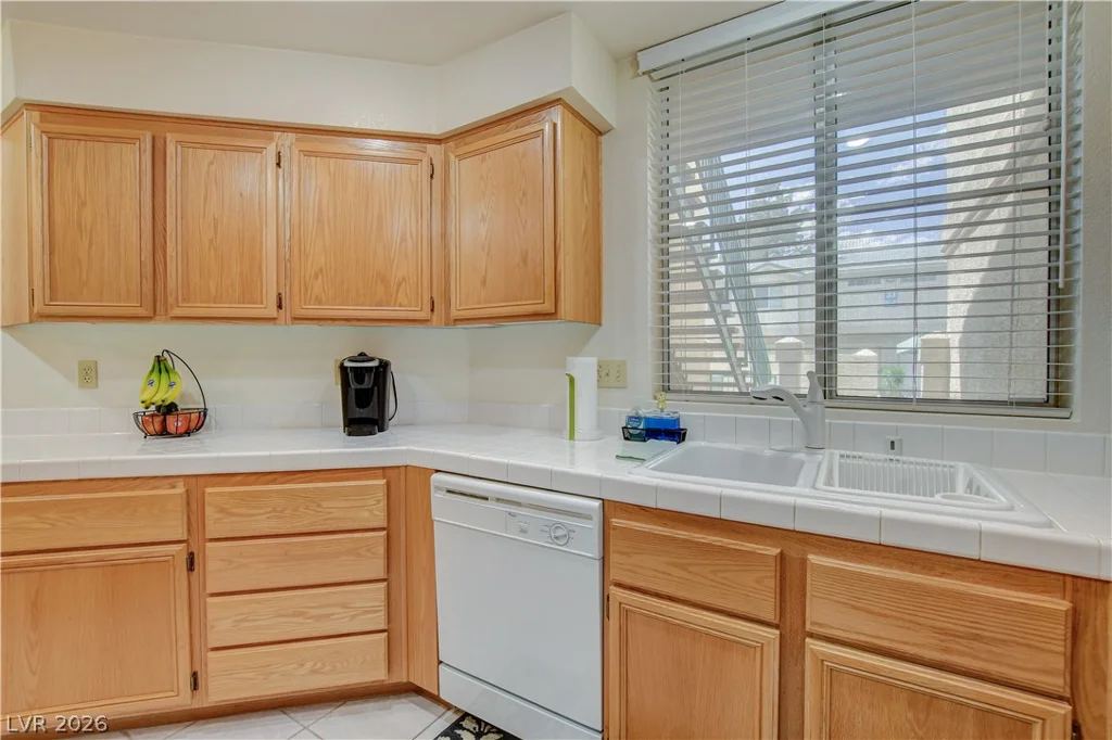 5155 Tropicana, Las Vegas, NV 89103