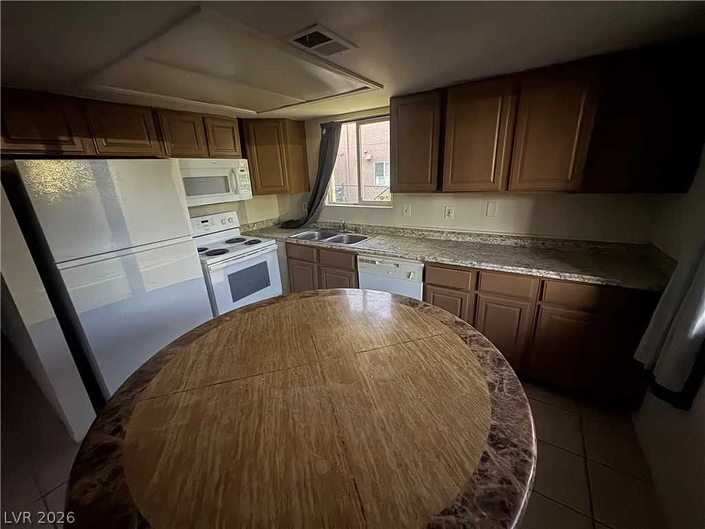 6220 Bellota, Las Vegas, NV 89108
