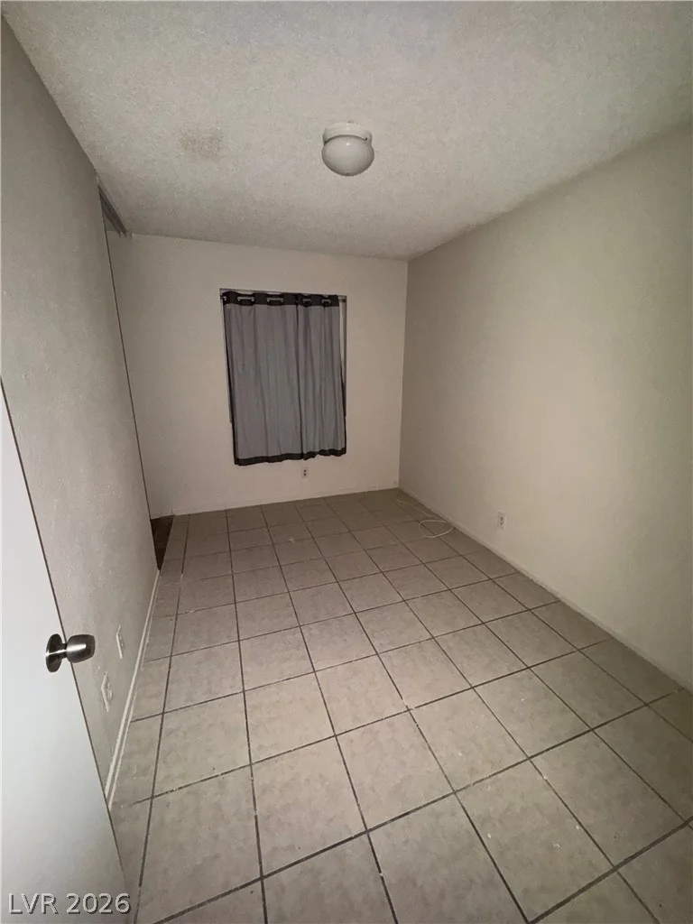 6220 Bellota, Las Vegas, NV 89108
