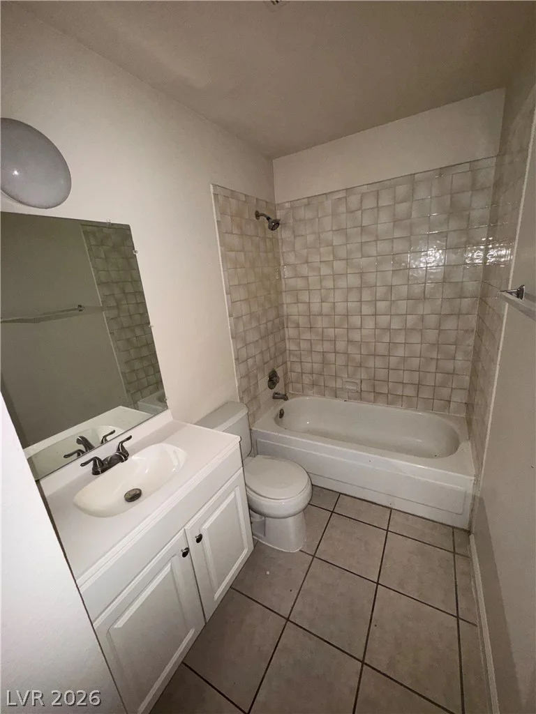 6220 Bellota, Las Vegas, NV 89108