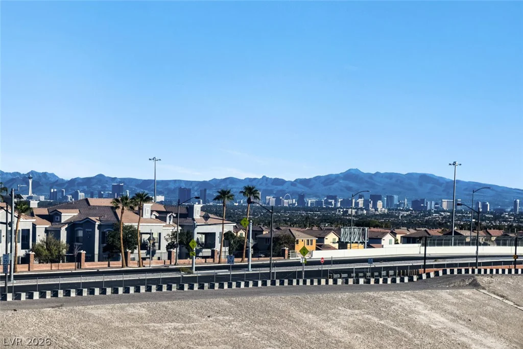 9249 Palmer House, Las Vegas, NV 89149