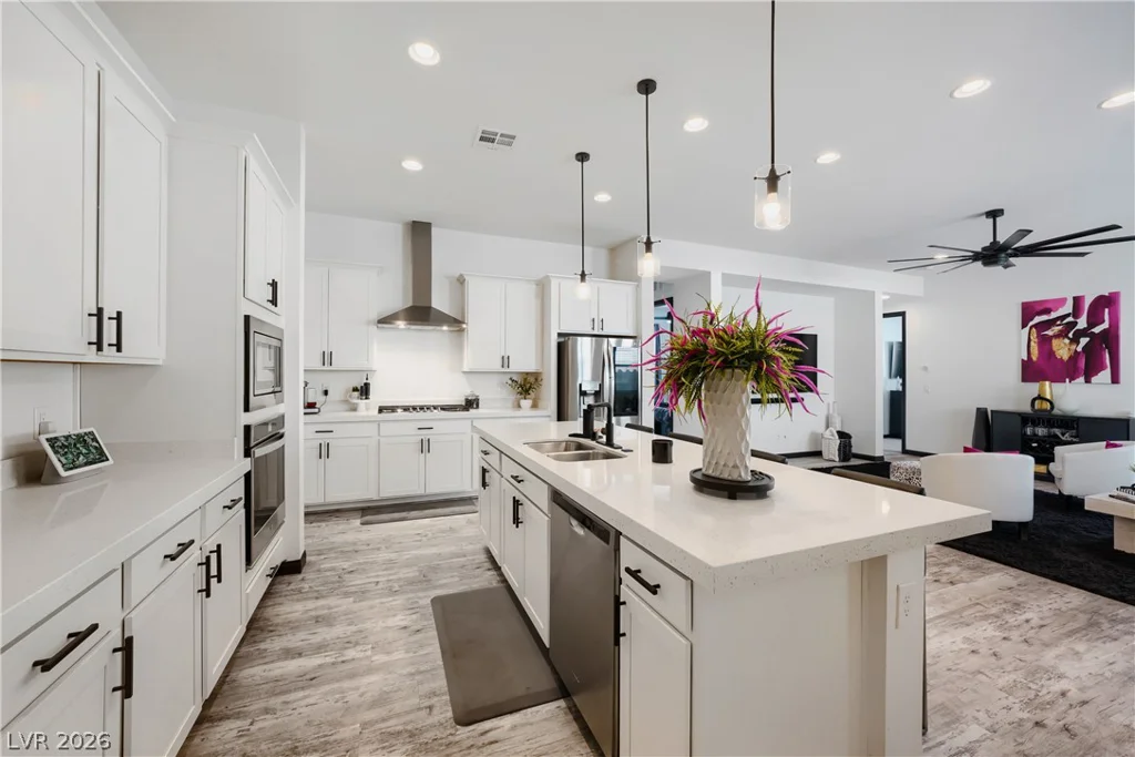 8239 Desert Madera, Las Vegas, NV 89166