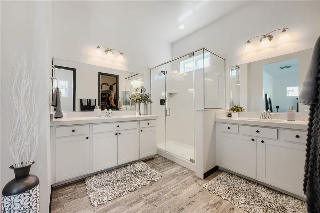 8239 Desert Madera, Las Vegas, NV 89166