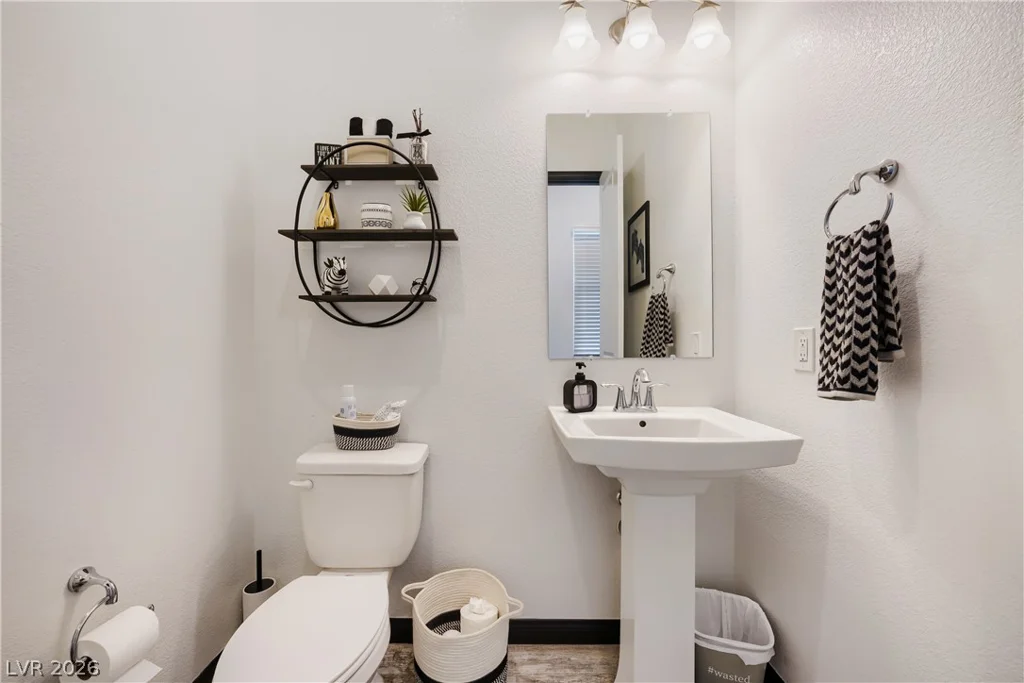 8239 Desert Madera, Las Vegas, NV 89166