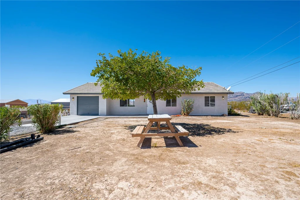 5880 Reno, Pahrump, NV 89060