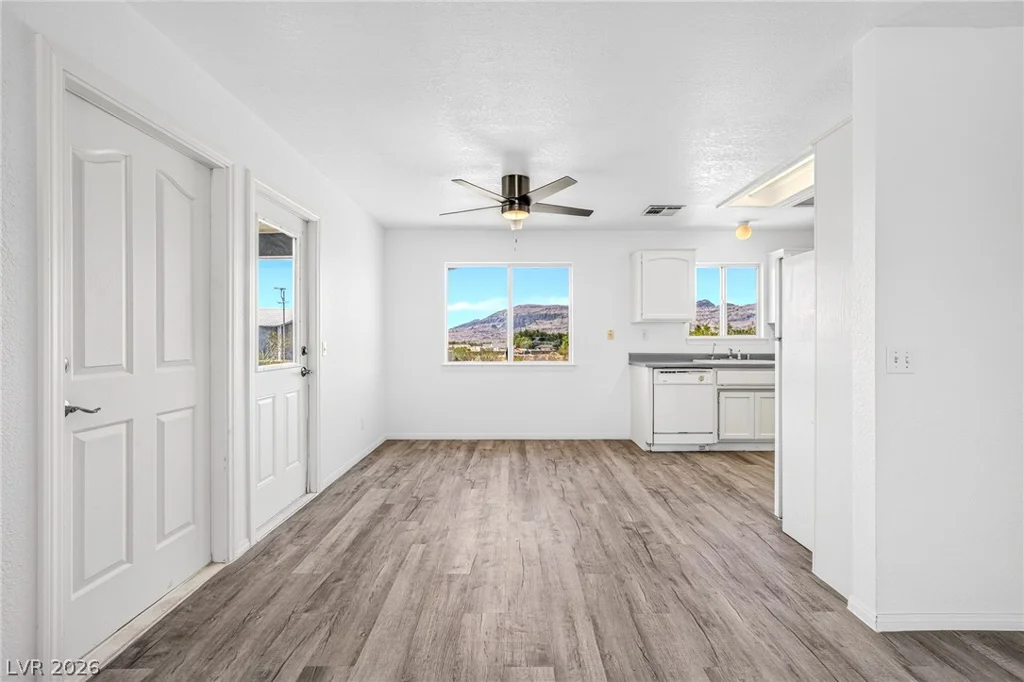 5880 Reno, Pahrump, NV 89060