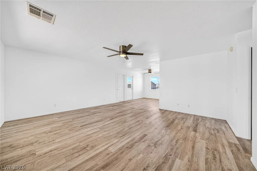 5880 Reno, Pahrump, NV 89060