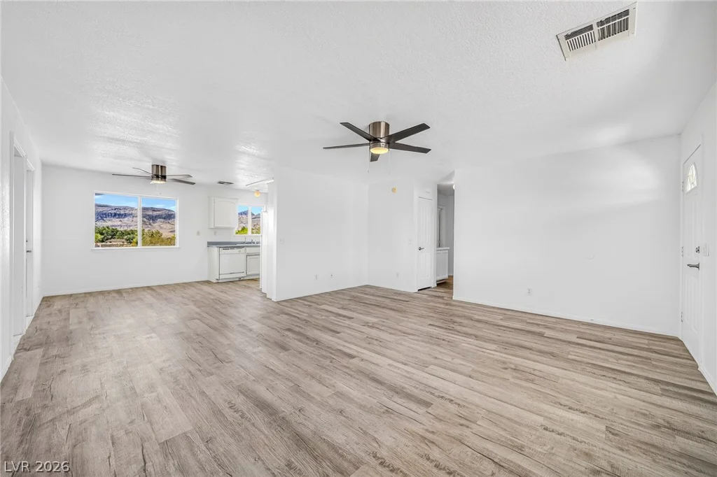 5880 Reno, Pahrump, NV 89060
