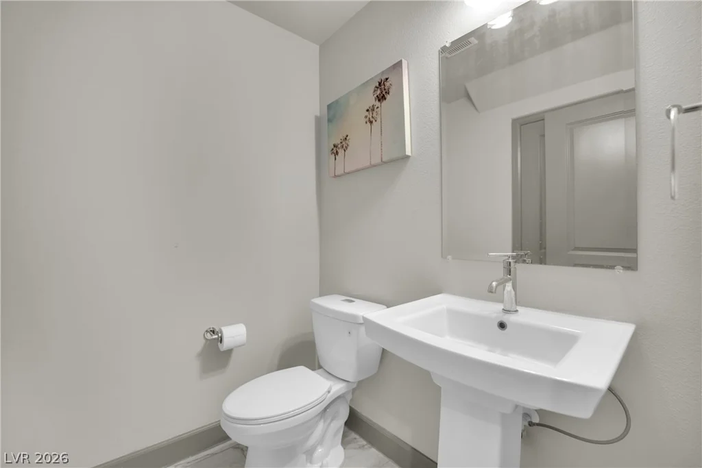 8373 Bartholomew Park, Las Vegas, NV 89139