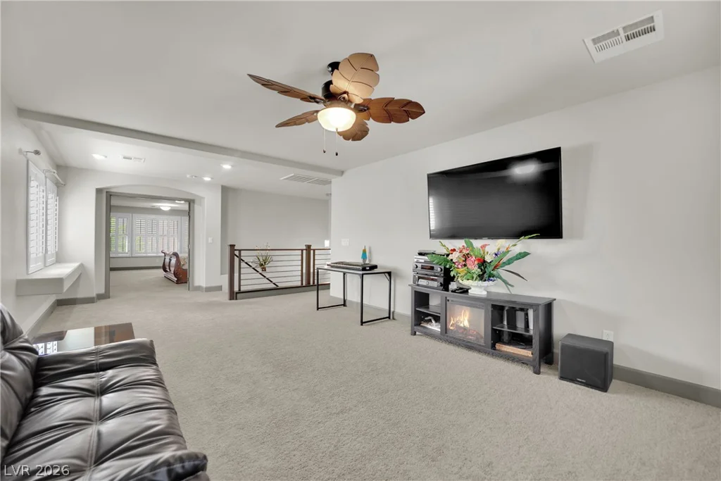 8373 Bartholomew Park, Las Vegas, NV 89139
