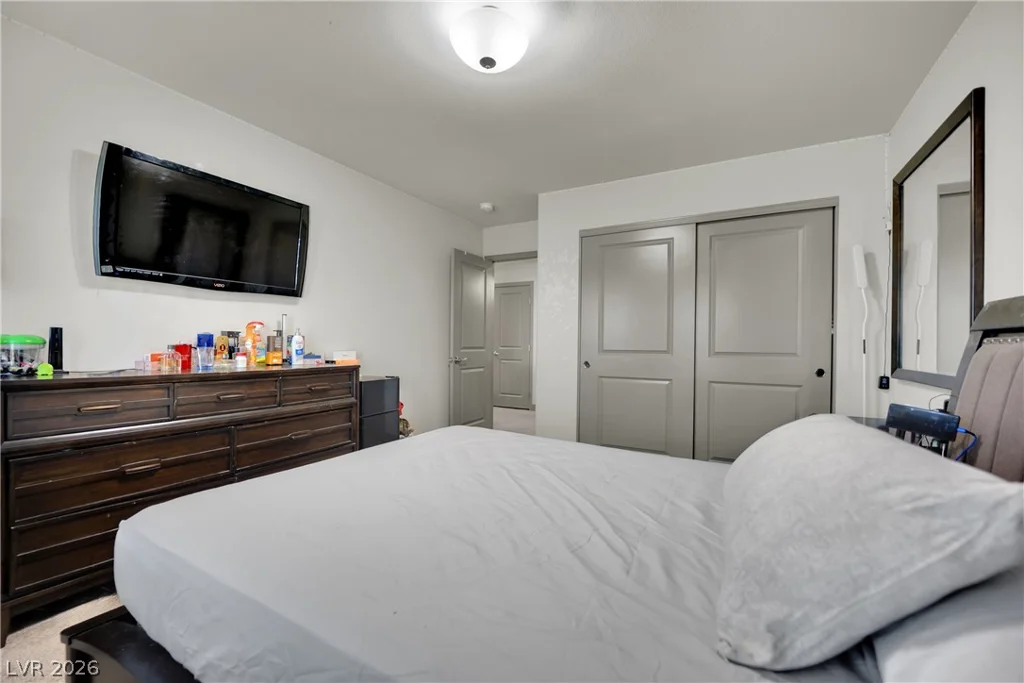 8373 Bartholomew Park, Las Vegas, NV 89139
