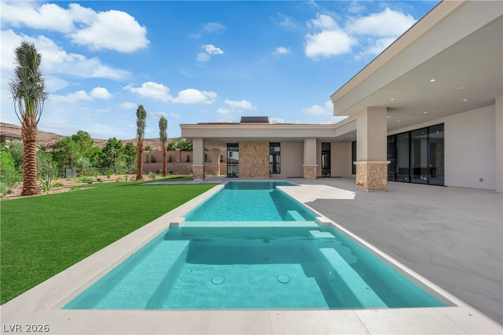 20 Olympia Canyon, Las Vegas, NV 89141