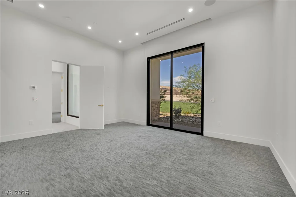 20 Olympia Canyon, Las Vegas, NV 89141