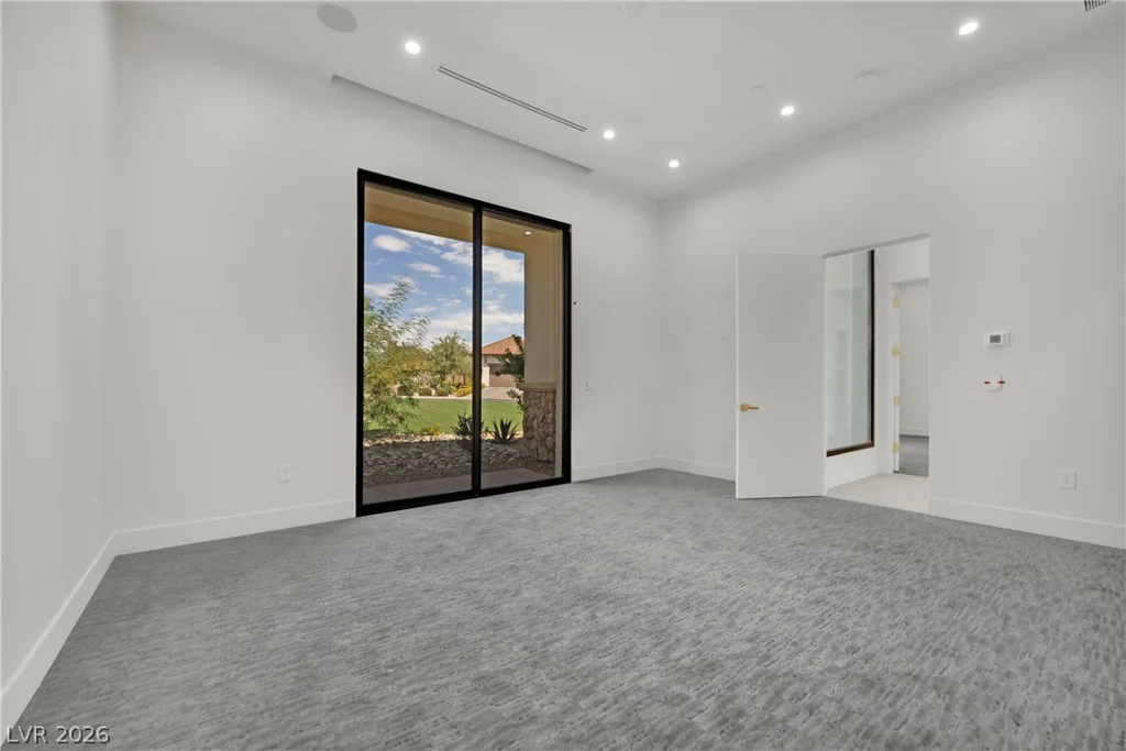 20 Olympia Canyon, Las Vegas, NV 89141