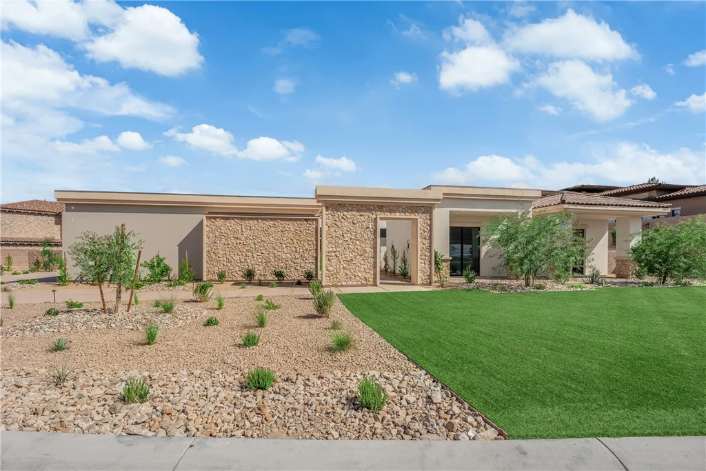 20 Olympia Canyon, Las Vegas, NV 89141