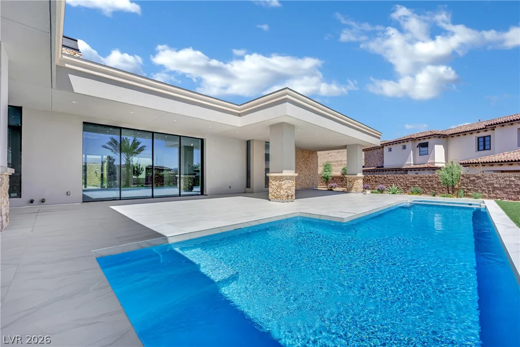 20 Olympia Canyon, Las Vegas, NV 89141