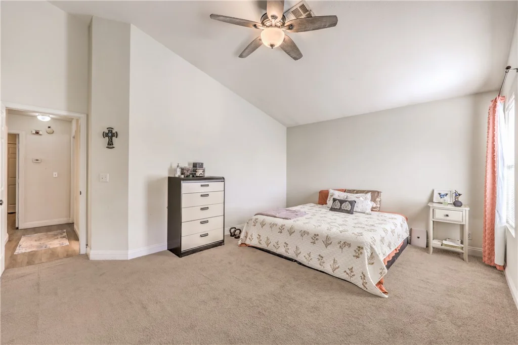 1204 Meridian Bay, Las Vegas, NV 89128