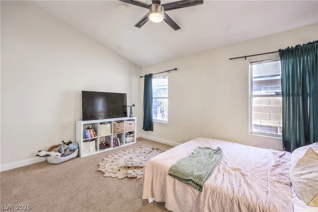 1204 Meridian Bay, Las Vegas, NV 89128