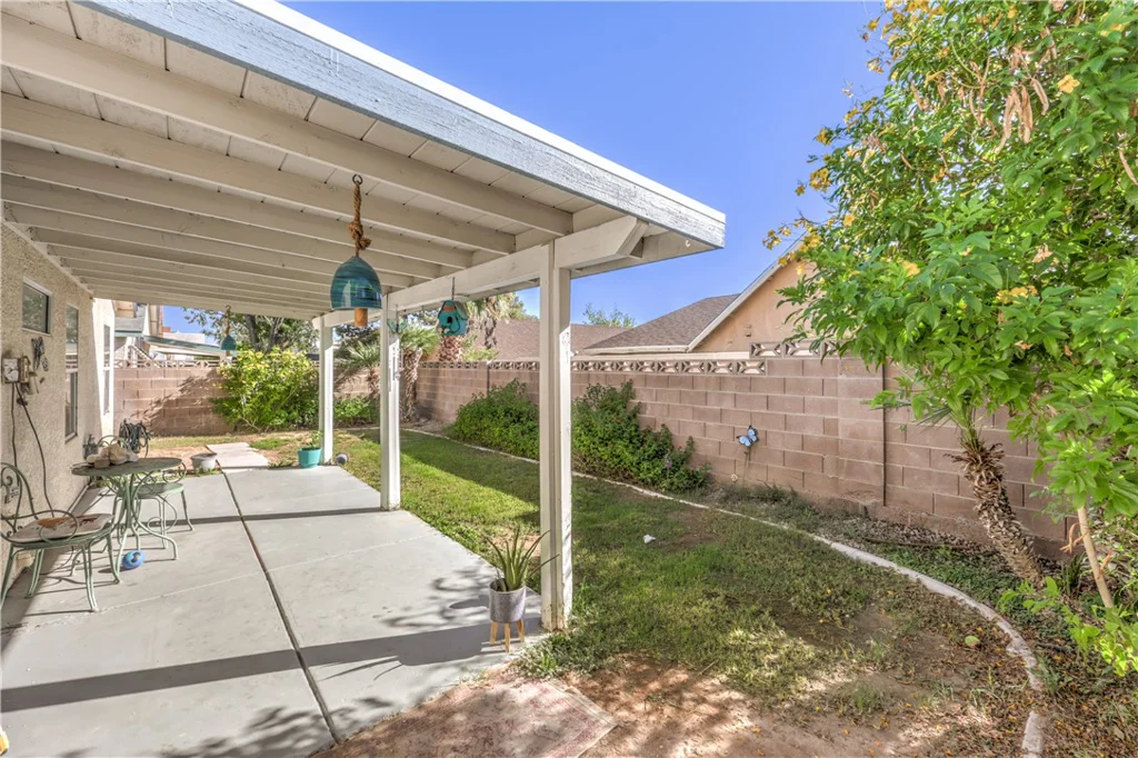 1204 Meridian Bay, Las Vegas, NV 89128