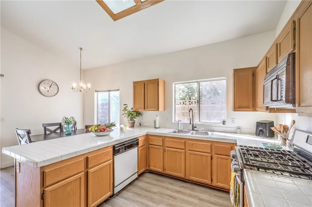 1204 Meridian Bay, Las Vegas, NV 89128