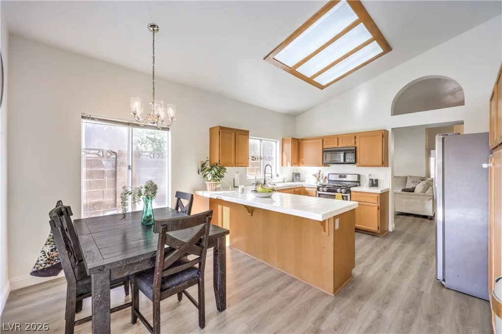 1204 Meridian Bay, Las Vegas, NV 89128