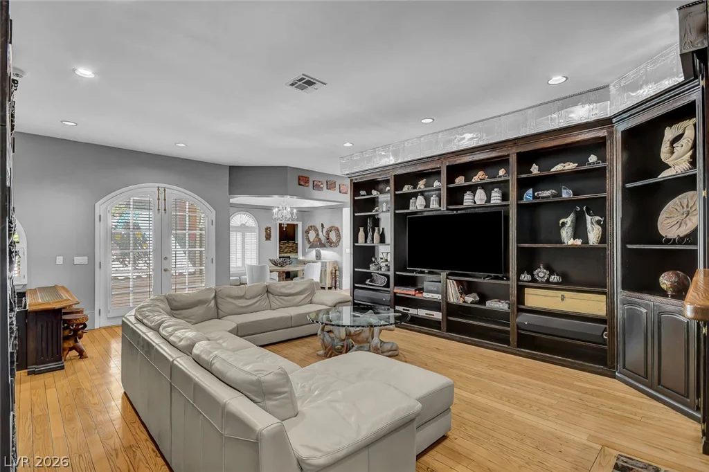 24 Quail Run, Henderson, NV 89014