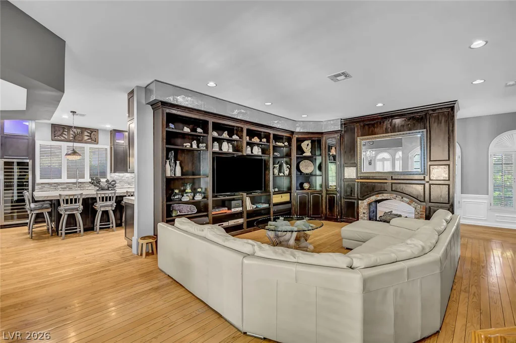 24 Quail Run, Henderson, NV 89014