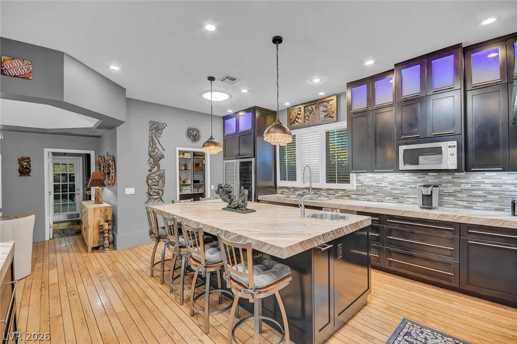 24 Quail Run, Henderson, NV 89014
