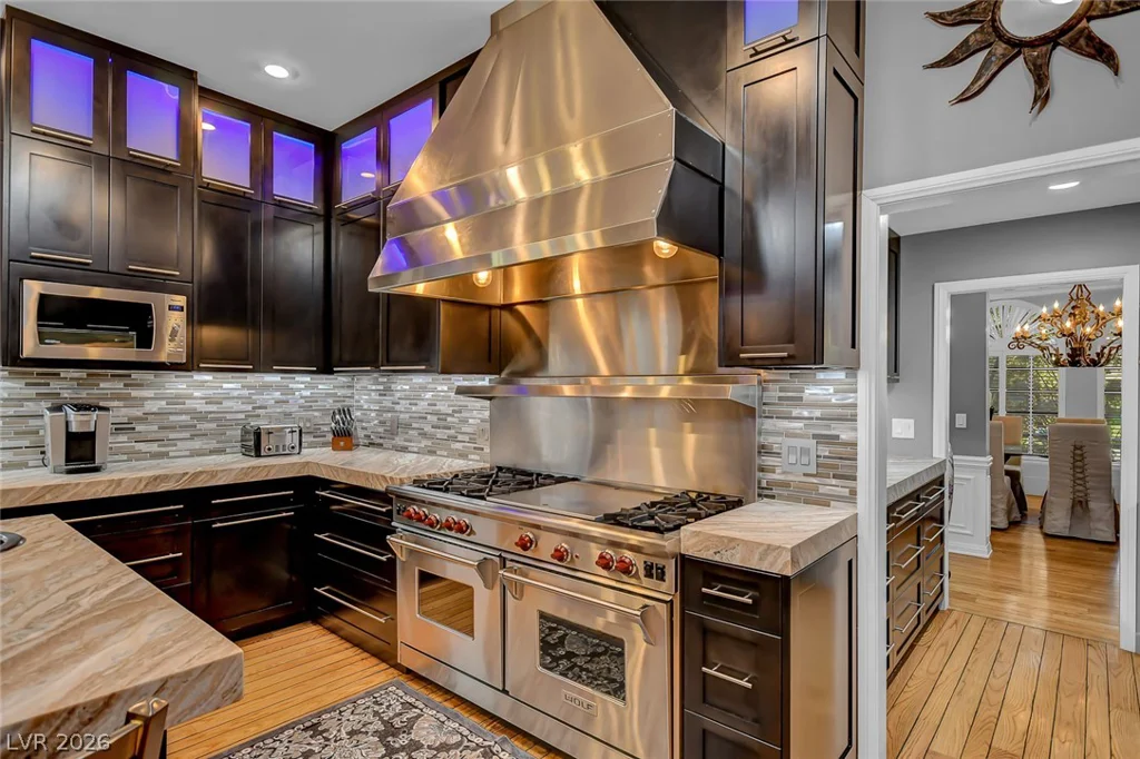 24 Quail Run, Henderson, NV 89014