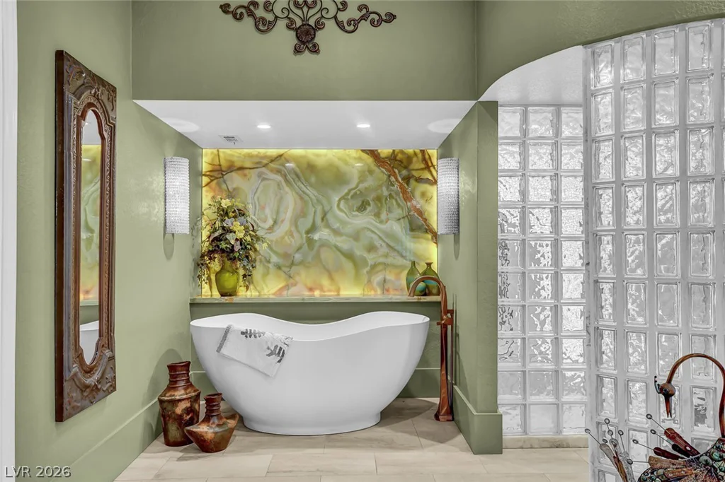 24 Quail Run, Henderson, NV 89014