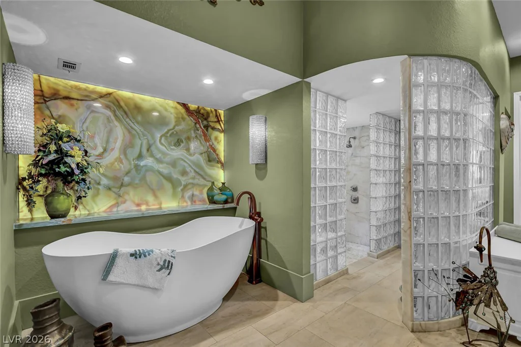 24 Quail Run, Henderson, NV 89014