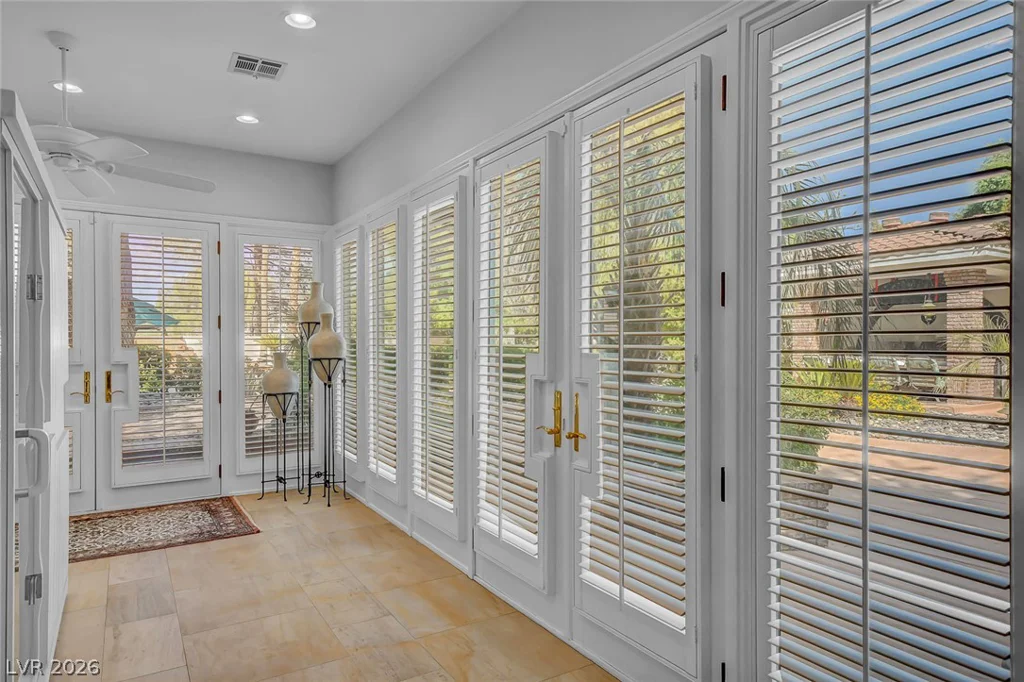 24 Quail Run, Henderson, NV 89014