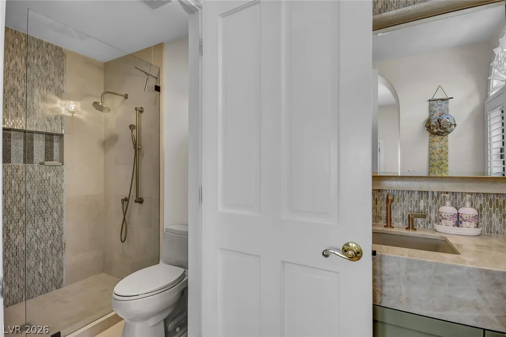 24 Quail Run, Henderson, NV 89014