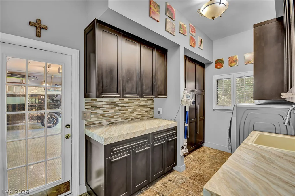 24 Quail Run, Henderson, NV 89014