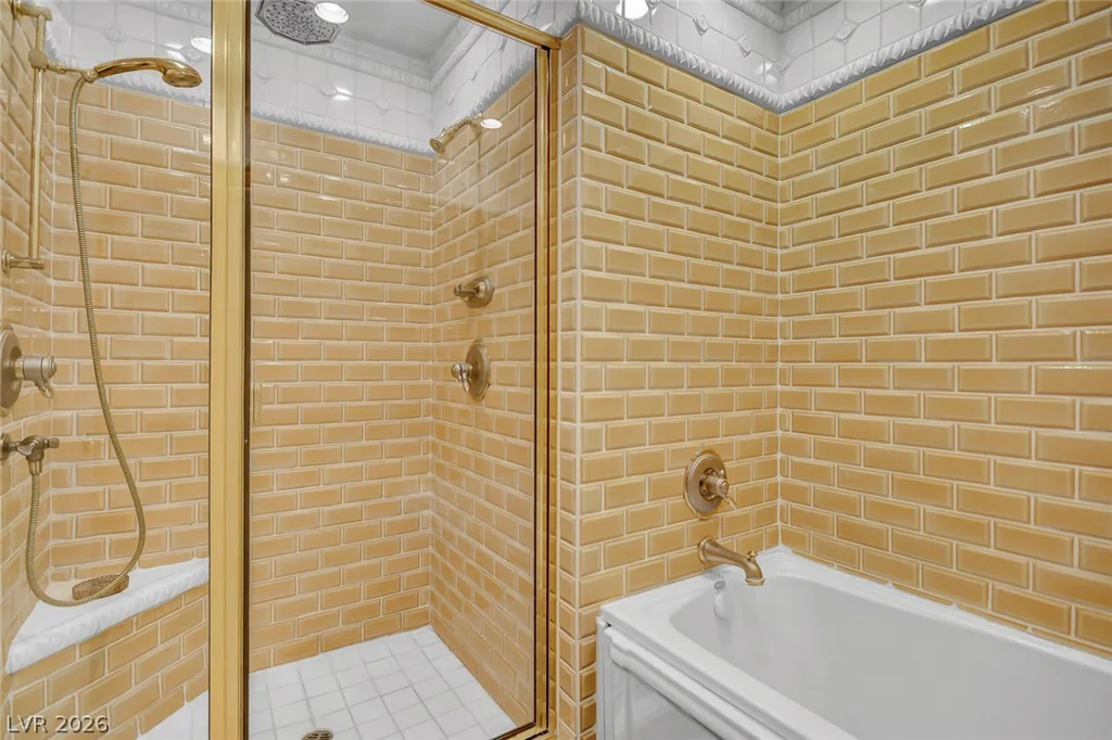 24 Quail Run, Henderson, NV 89014