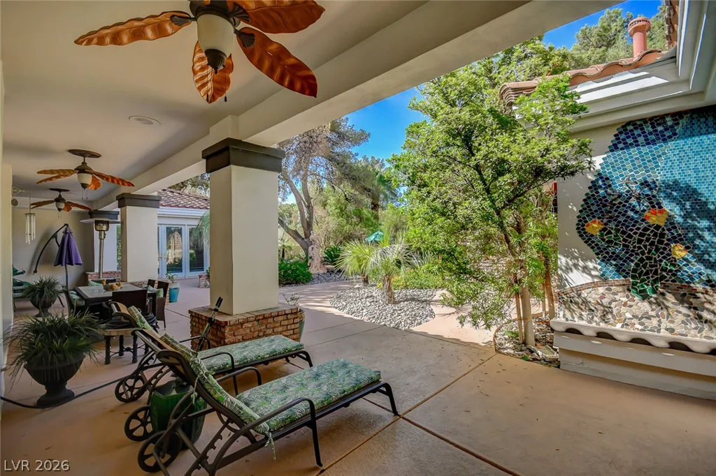 24 Quail Run, Henderson, NV 89014