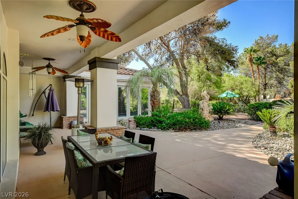 24 Quail Run, Henderson, NV 89014