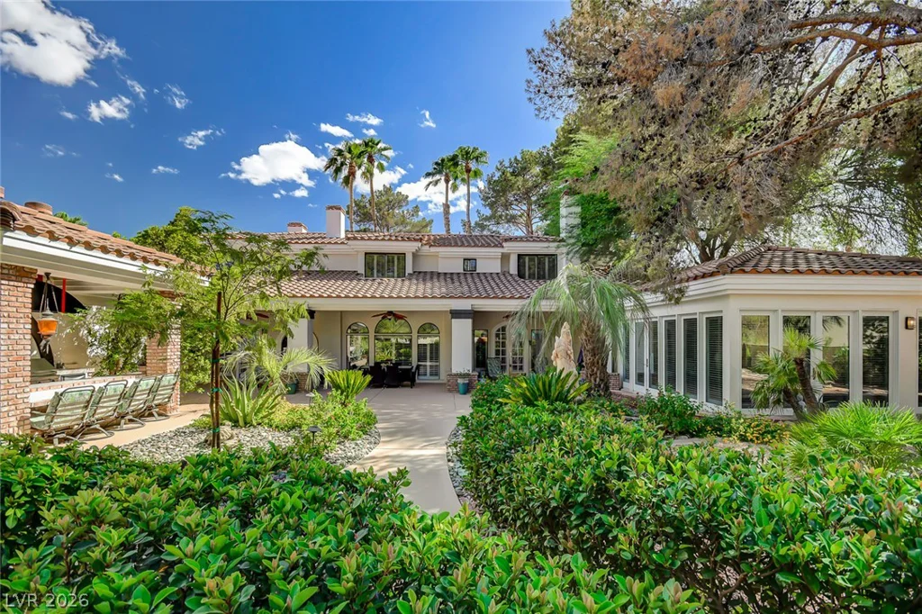 24 Quail Run, Henderson, NV 89014