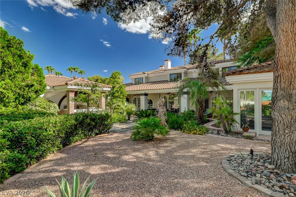 24 Quail Run, Henderson, NV 89014