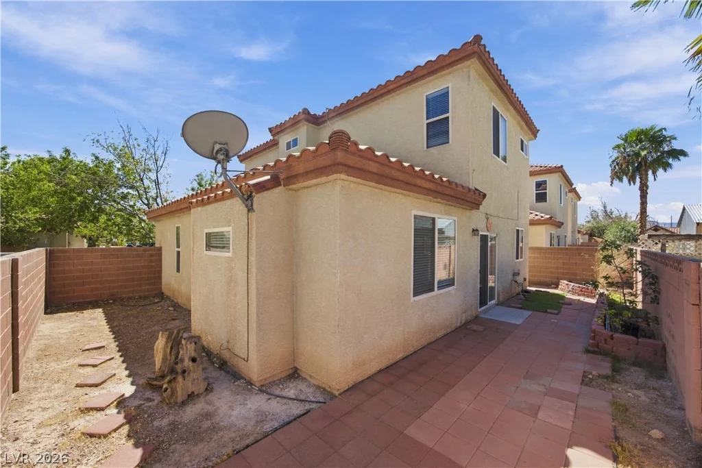 5218 Monterey Park, Las Vegas, NV 89146