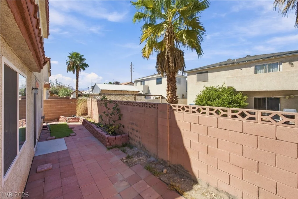 5218 Monterey Park, Las Vegas, NV 89146