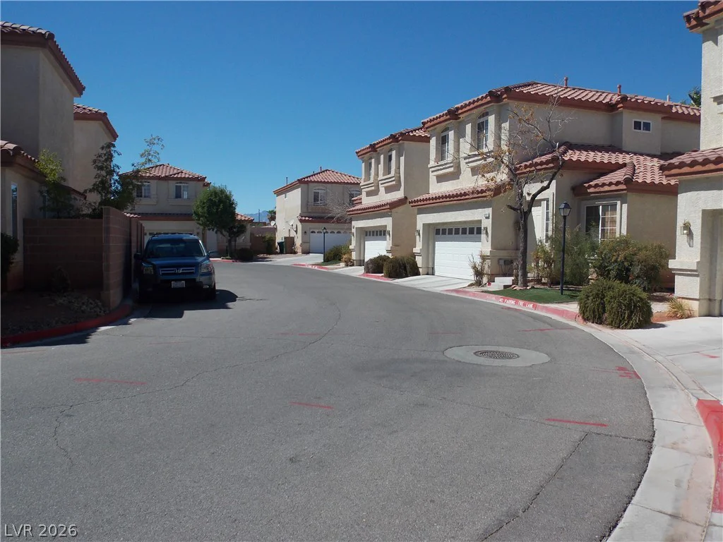 5218 Monterey Park, Las Vegas, NV 89146