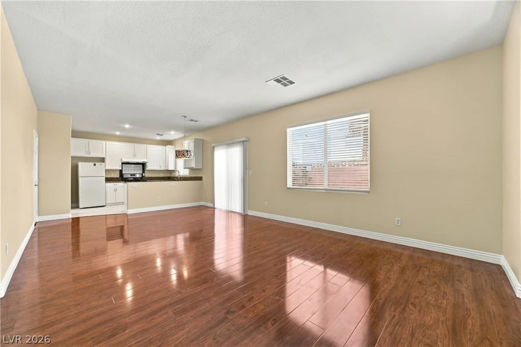 5218 Monterey Park, Las Vegas, NV 89146