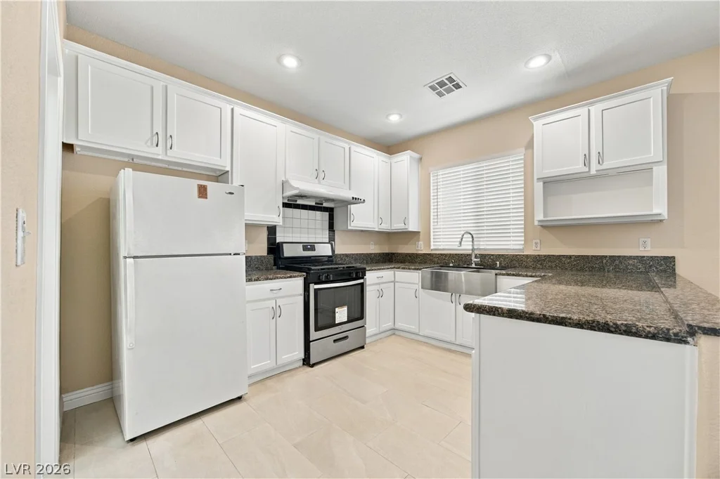 5218 Monterey Park, Las Vegas, NV 89146